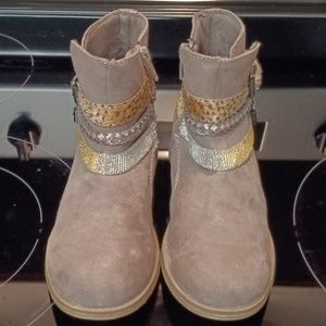 Girls New Size 3 Boots